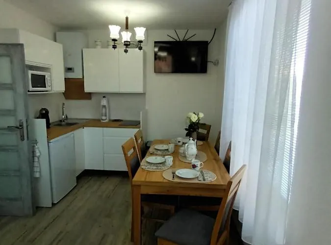 Domček V Záhrade Casa de Férias Liptovský Mikuláš